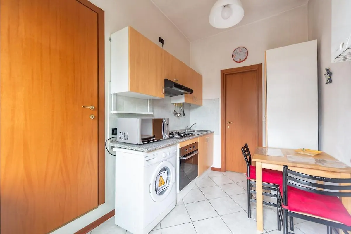 Beautiful Studio Cimiano Milan Apartment